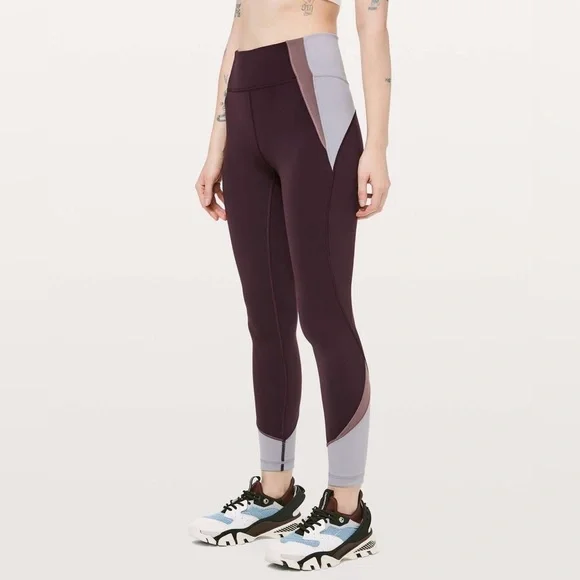Lululemon In Movement Blocked Tight in Plum Shadow Everlux 25” - Picture 2 of 11